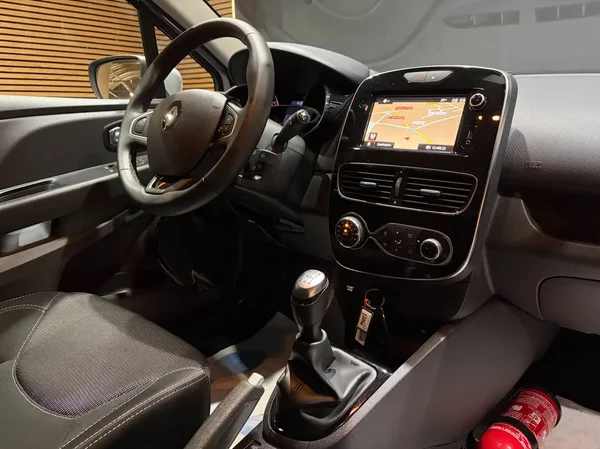 Renault Clio (2019) — foto 5 van 21