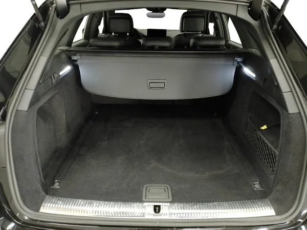 AUDI A4 Avant (2021) — foto 13 van 23