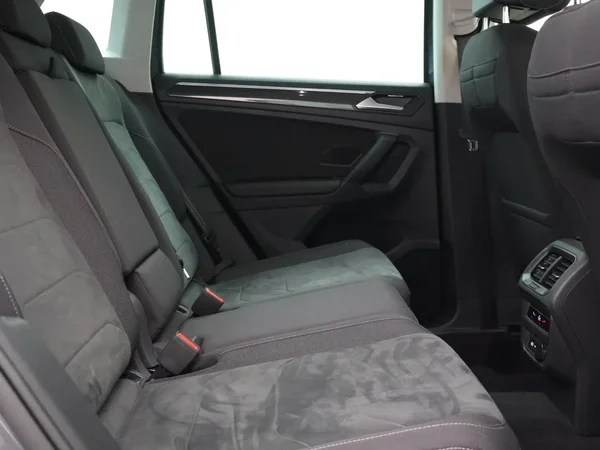 Volkswagen Tiguan (2022) — foto 15 van 24