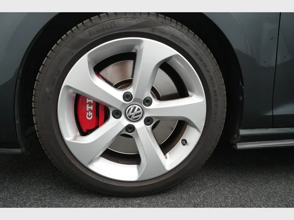 VOLKSWAGEN Golf VII GTI (2014) — foto 20 van 20