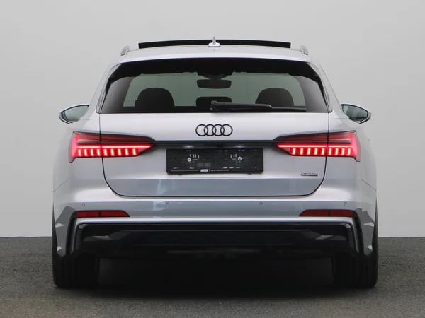 AUDI A6 Avant PHEV (2024) — foto 21 van 23