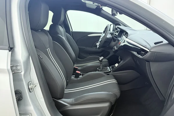 Opel Corsa (2025) — foto 16 van 18