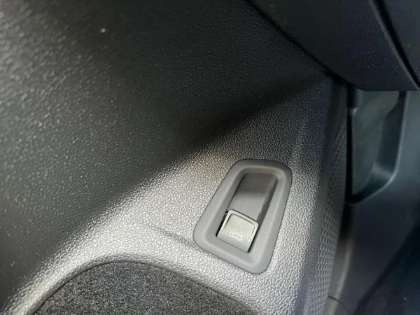 VOLKSWAGEN Golf VIII SW (2024) — foto 17 van 24
