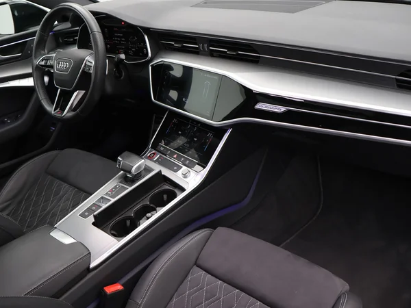 AUDI S7 Sportback (2022) — foto 23 van 32