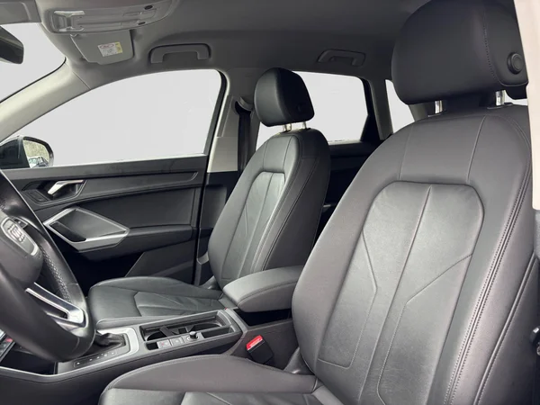 AUDI Q3 PHEV (2022) — foto 2 van 20