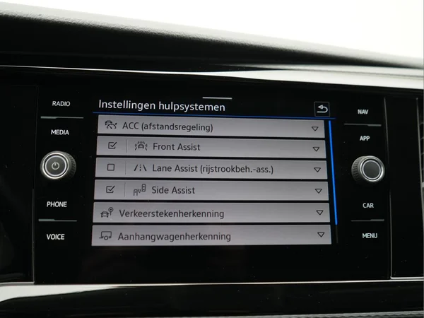 VOLKSWAGEN Multivan T6.1 Dsl (2023) — foto 17 van 27