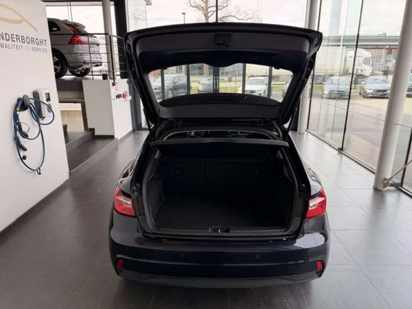 Audi A1 Sportback (2019) — foto 17 van 19