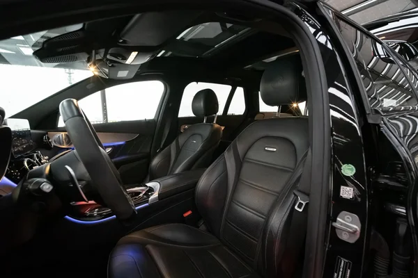 Mercedes-Benz C-Klasse (2019) — foto 5 van 23