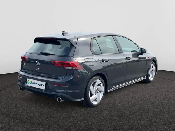 VOLKSWAGEN Golf VIII GTI (2023) — foto 19 van 25