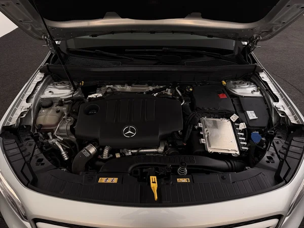 MERCEDES GLB 180 (2021) — foto 6 van 27