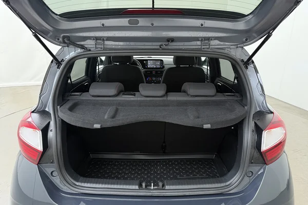 Hyundai i10 (2022) — foto 16 van 20