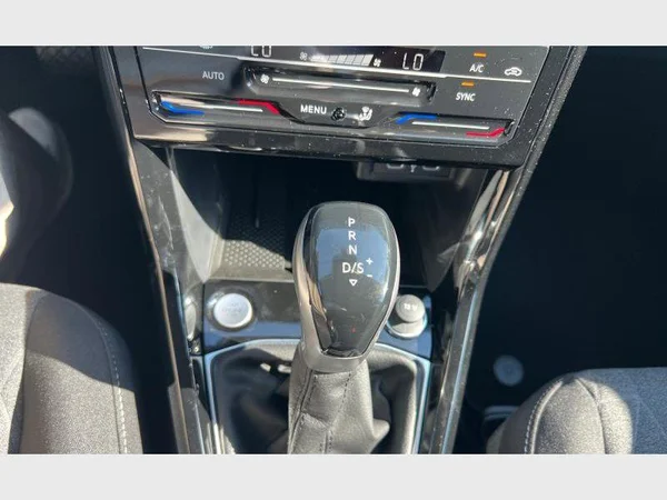 Volkswagen T-Cross (2026) — foto 13 van 23