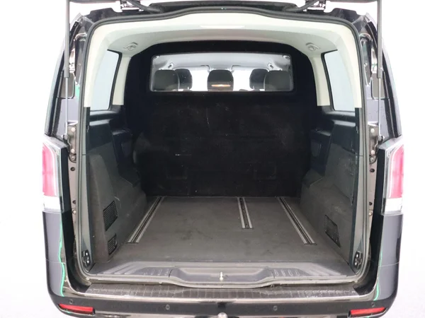 Mercedes-Benz Vito (2024) — foto 19 van 28
