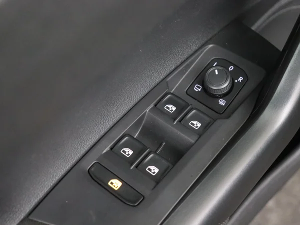 VOLKSWAGEN Polo (2023) — foto 19 van 27