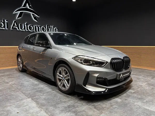 Bmw 118 (2024) — foto 22 van 28