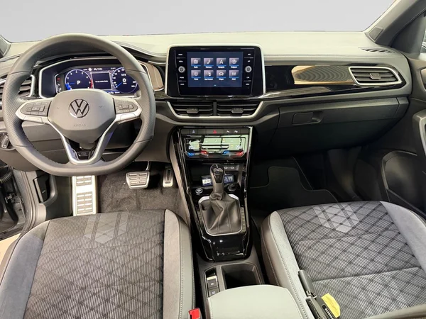 VOLKSWAGEN T-Roc (2026) — foto 2 van 24