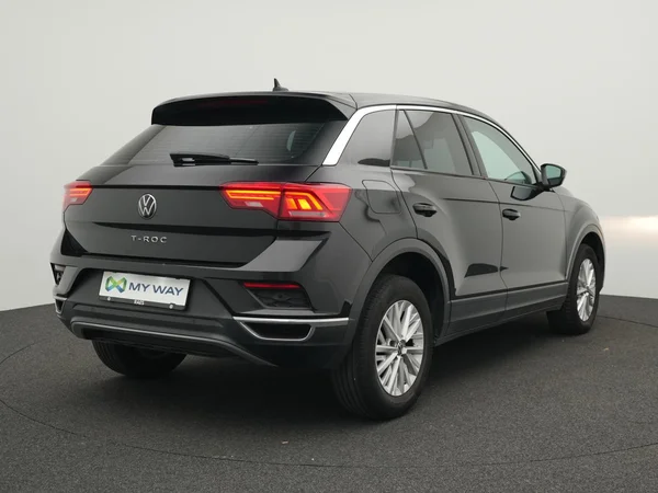VOLKSWAGEN T-Roc (2021) — foto 20 van 26