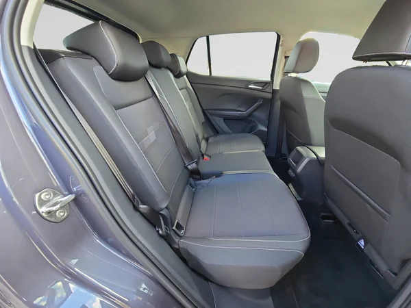 VOLKSWAGEN T-Cross (2024) — foto 2 van 24