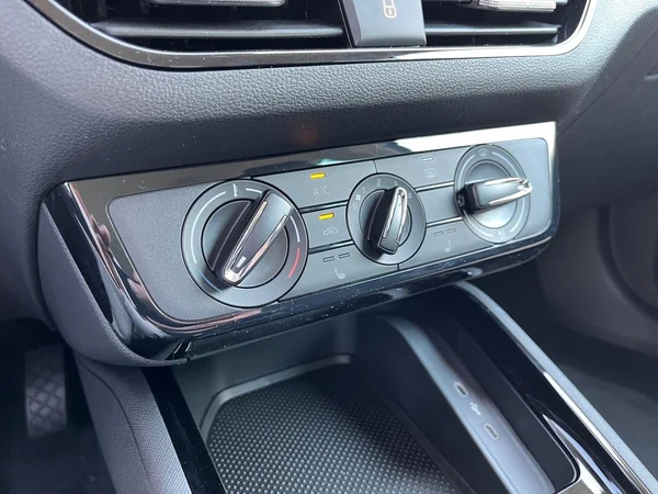 SKODA Kamiq (2026) — foto 7 van 20
