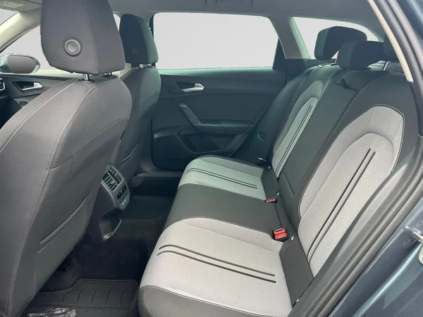 SEAT Leon ST Dsl (2023) — foto 4 van 18