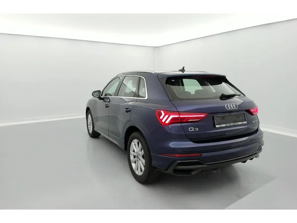 AUDI Q3 (2022) — foto 36 van 39