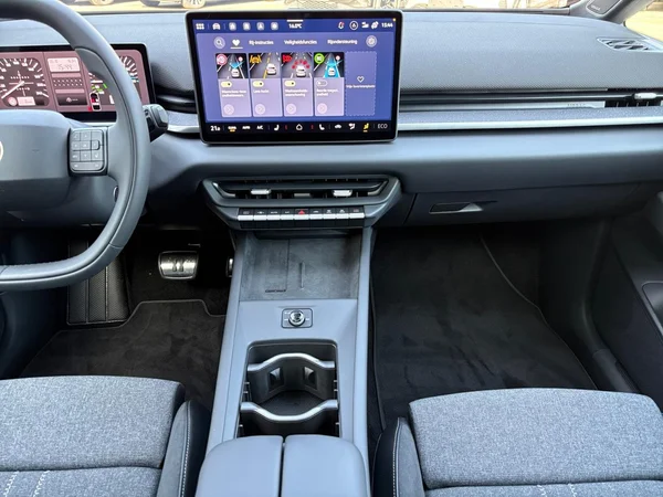 VOLKSWAGEN ID.3 Neo (2026) — foto 3 van 24