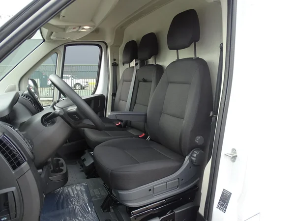 Opel Movano (2025) — foto 14 van 17