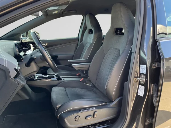 VOLKSWAGEN ID.4 (2023) — foto 18 van 22