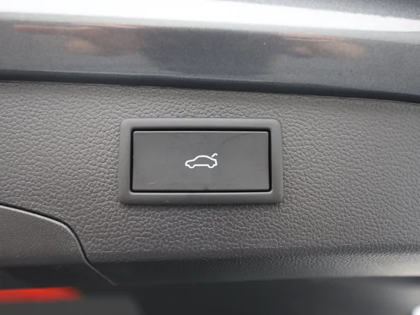 VOLKSWAGEN Passat SW (2024) — foto 7 van 21