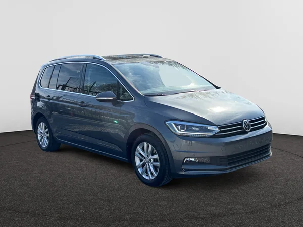 VOLKSWAGEN Touran (2019) — foto 15 van 20