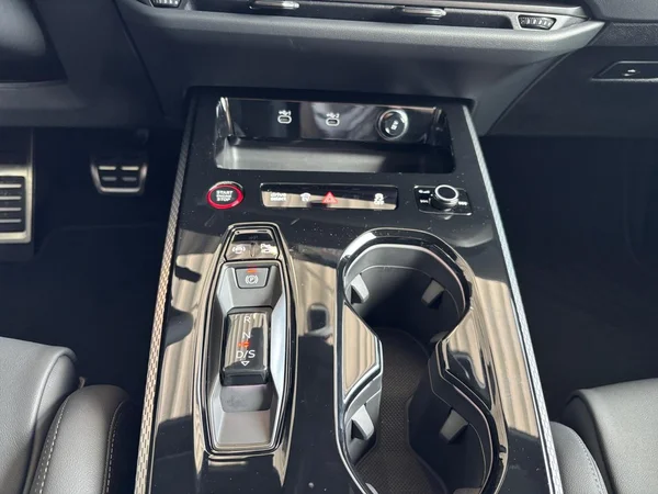 AUDI A5 Avant e-hybrid (PHEV) (2026) — foto 3 van 24