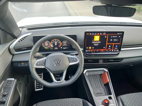 VOLKSWAGEN T-Roc (2026) — foto 12 van 23