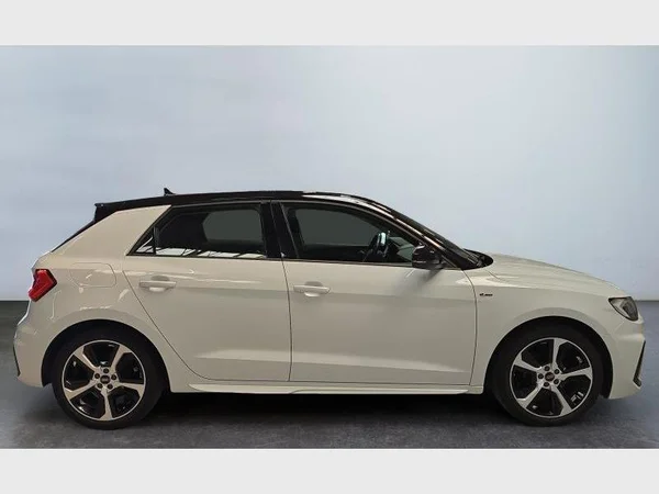 Audi A1 Sportback (2021) — foto 23 van 28