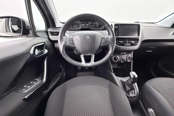 Peugeot 208 (2019) — foto 15 van 32