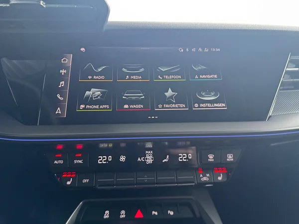 AUDI A3 Sportback (2025) — foto 4 van 22