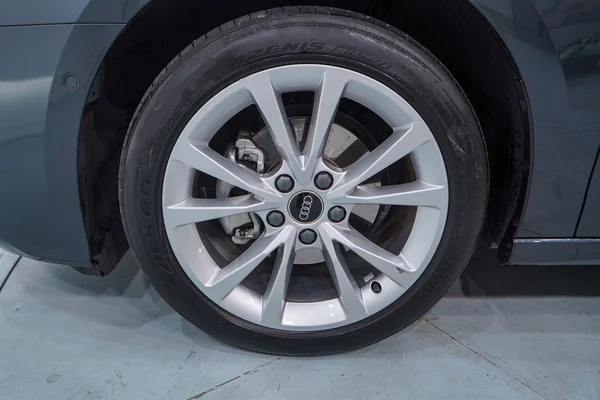 Audi A3 Sportback (2024) — foto 2 van 43