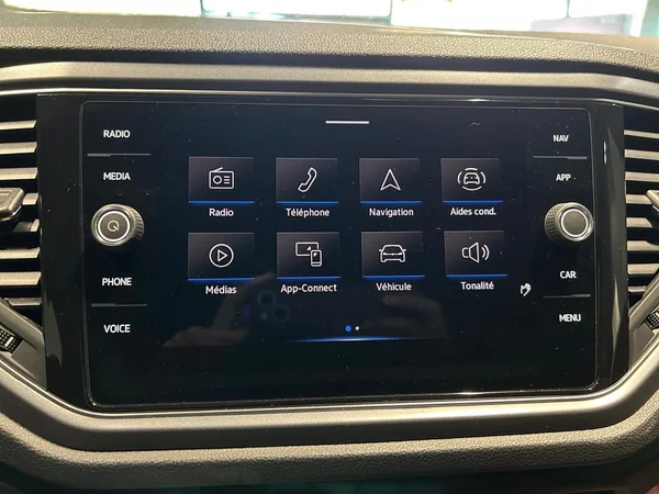 VOLKSWAGEN T-Roc Cabriolet (2021) — foto 13 van 25