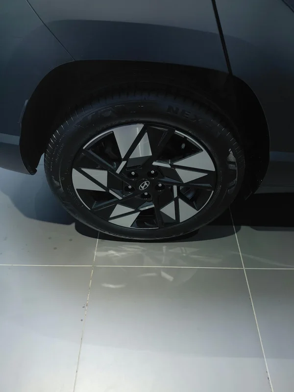 Hyundai Kona (2024) — foto 15 van 17