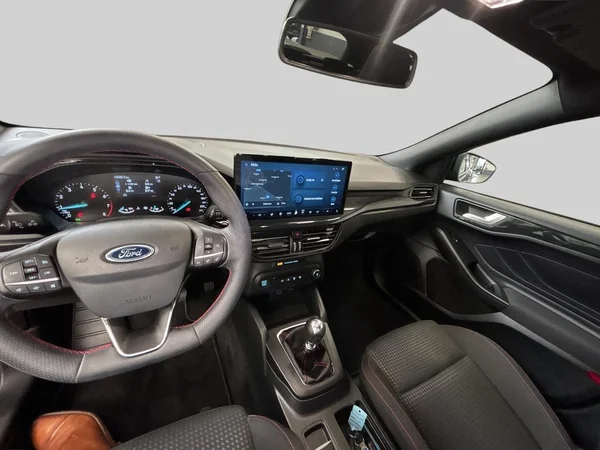Ford Focus (2024) — foto 5 van 16