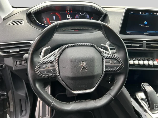 Peugeot 5008 (2019) — foto 2 van 26