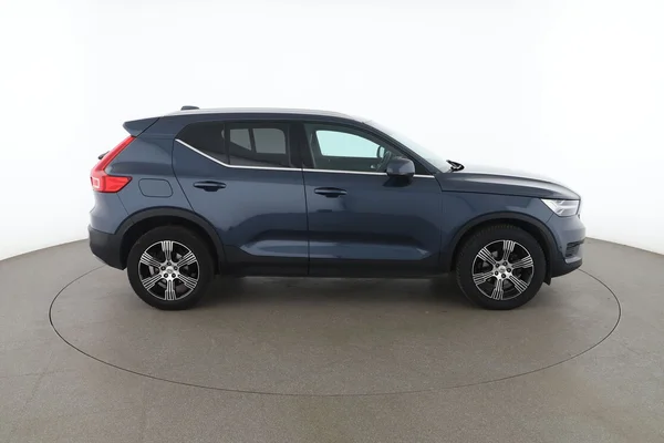 Volvo XC40 (2022) — foto 13 van 16