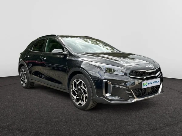 KIA XCeed (2024) — foto 23 van 30