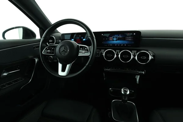 Mercedes-Benz A-Klasse (2022) — foto 4 van 16