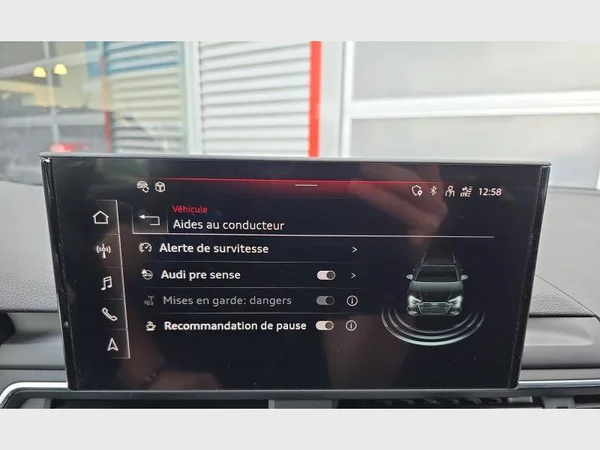 Audi A4 Avant (2022) — foto 14 van 29