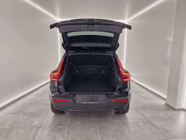 Volvo XC40 — foto 11 van 16