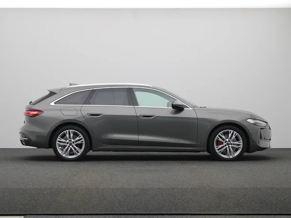 AUDI A5 Avant (2024) — foto 25 van 30