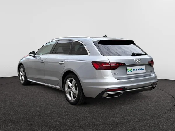AUDI A4 Avant (2022) — foto 12 van 19