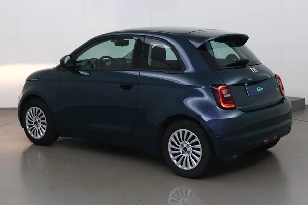 Fiat E-500 (2023) — foto 10 van 16