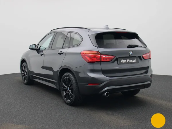 BMW X1 (2021) — foto 12 van 39