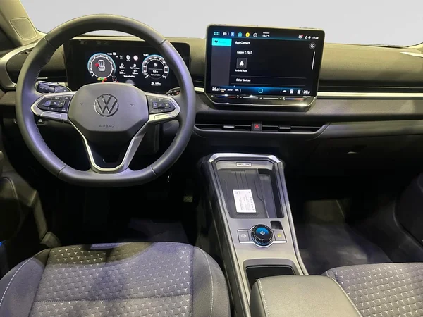 VOLKSWAGEN T-Roc (2025) — foto 2 van 23